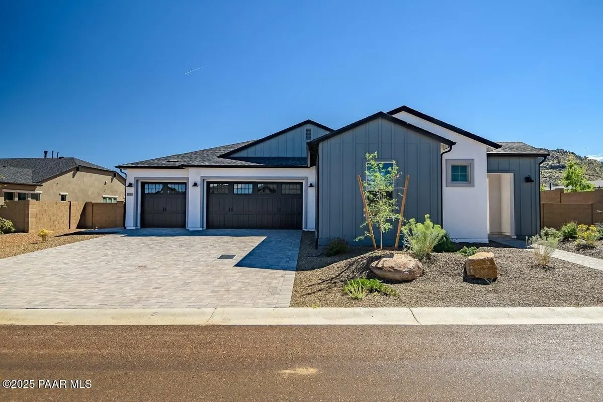 Property Slideshow image 1 of 58 | 3205 willow butte cir, Prescott, AZ, 86301