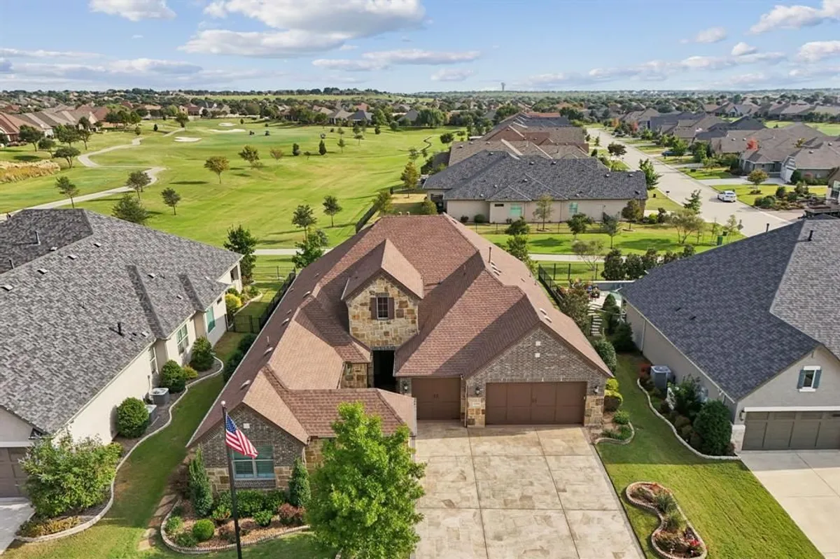 Property Slideshow image 1 of 38 | 12225 grosbeak dr, Denton, TX, 76207