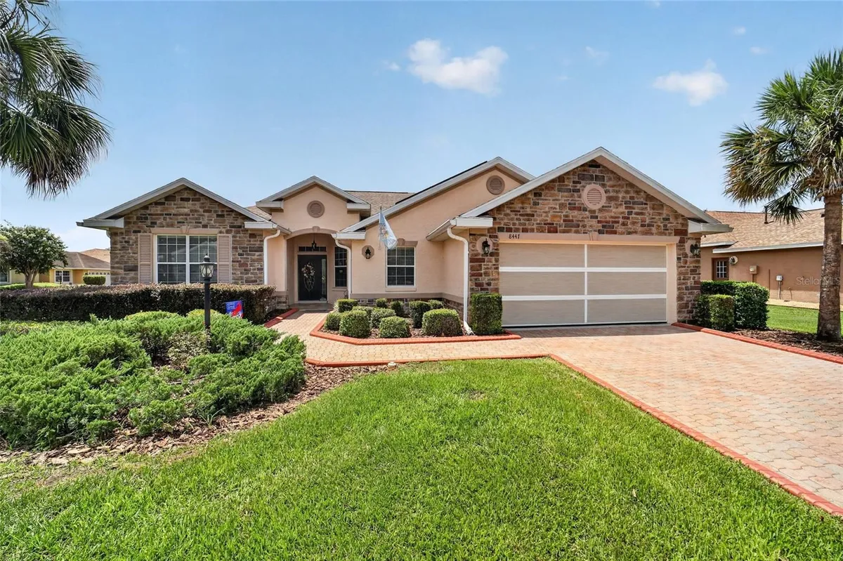 Property Slideshow image 1 of 69 | 8447 sw 82nd cir, Ocala, FL, 34481