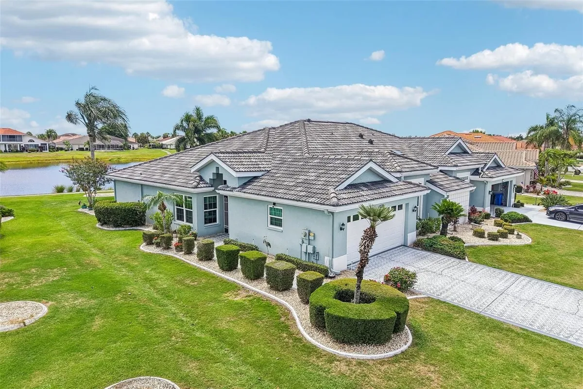 Property Slideshow image 1 of 59 | 1732 s pebble beach blvd, Sun City Center, FL, 33573