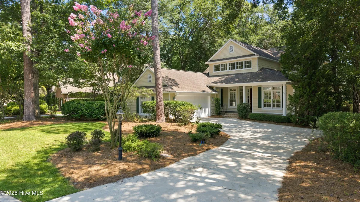 Property Slideshow image 1 of 46 | 8313 vintage club cir, Wilmington, NC, 28411
