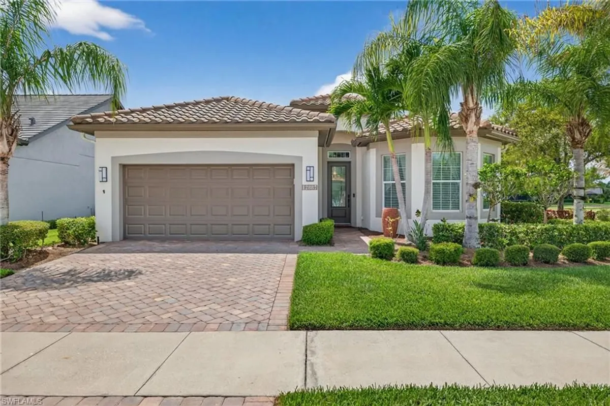 Property Slideshow image 1 of 50 | 12887 chadsford cir, Fort Myers, FL, 33913