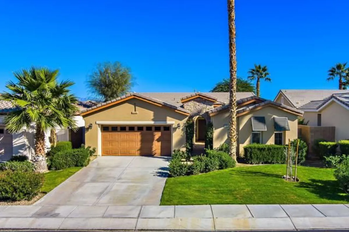Property Slideshow image 1 of 68 | 60856 fire barrel dr, La Quinta, CA, 92253