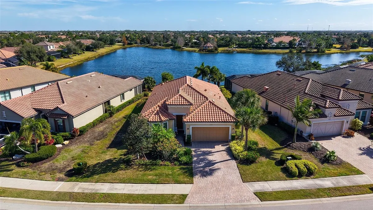 Property Slideshow image 1 of 74 | 12759 del corso loop, Bradenton, FL, 34211