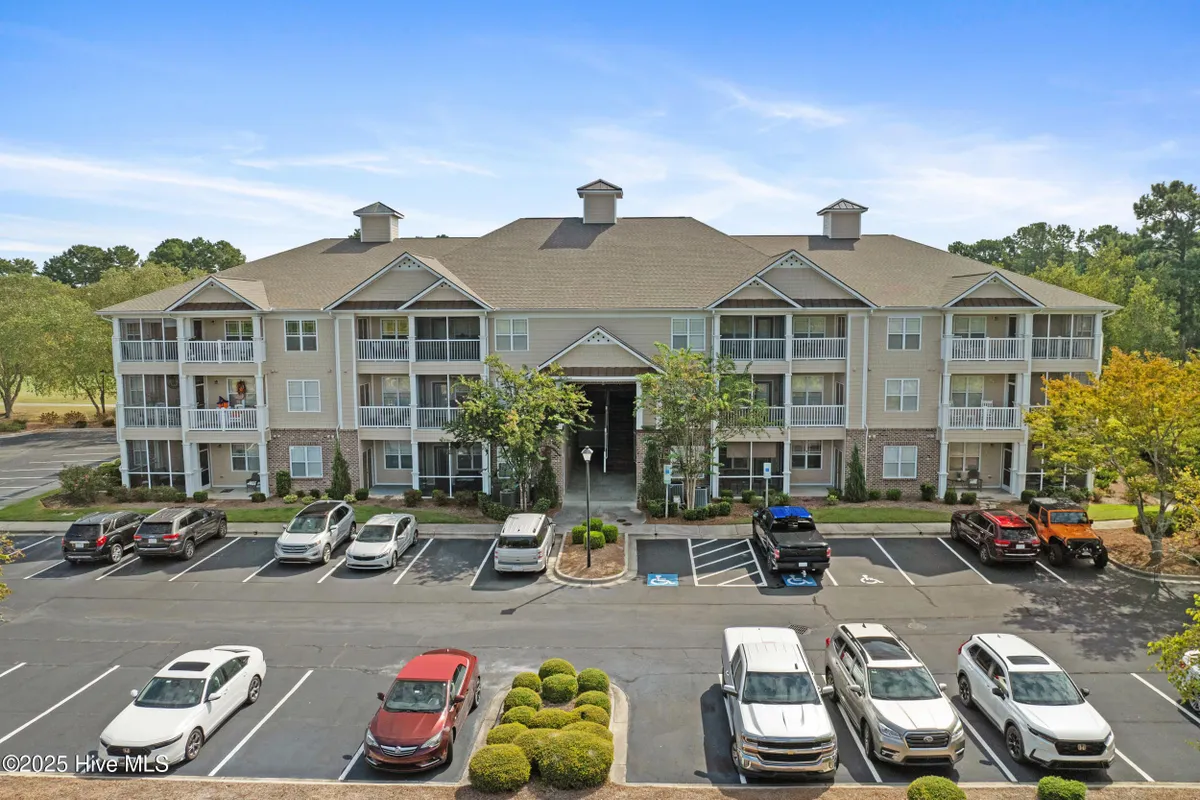 Property Slideshow image 1 of 54 | 250 s crow creek dr 21, Calabash, NC, 28467