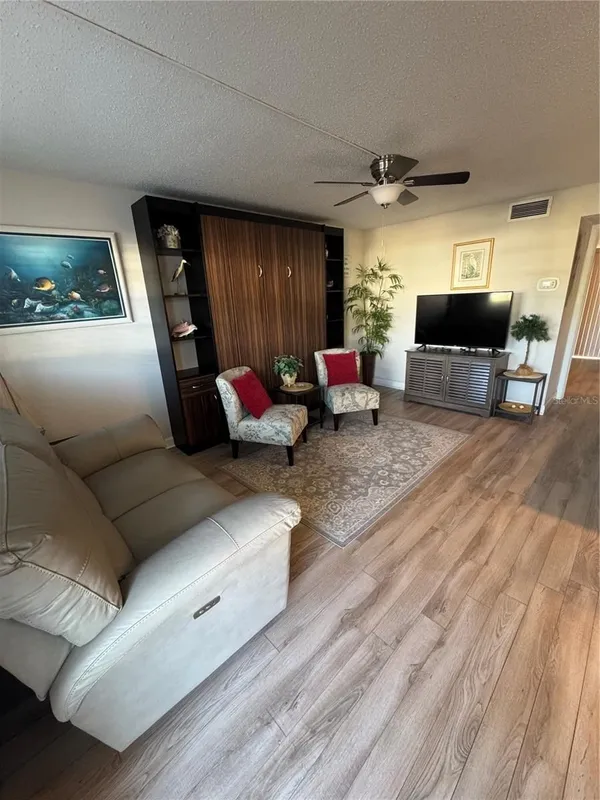 Property Slideshow image 1 of 15 | 204 47th avenue dr 125, Bradenton, FL, 34207