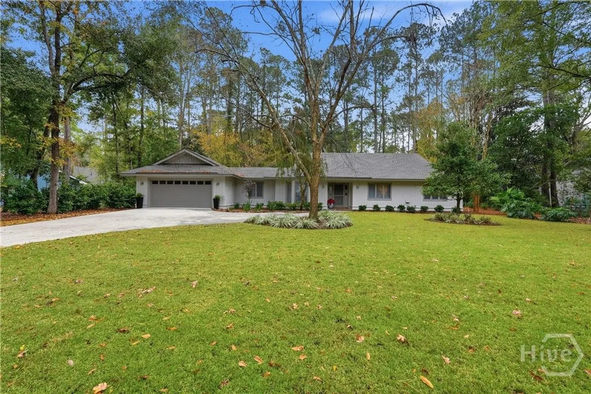 Property Slideshow image 1 of 40 | 16 hemingway dr, Savannah, GA, 31411