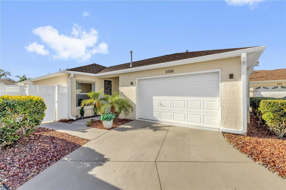 Property Slideshow image 1 of 31 | 8386 se 173rd hamilton pl, The Villages, FL, 32162