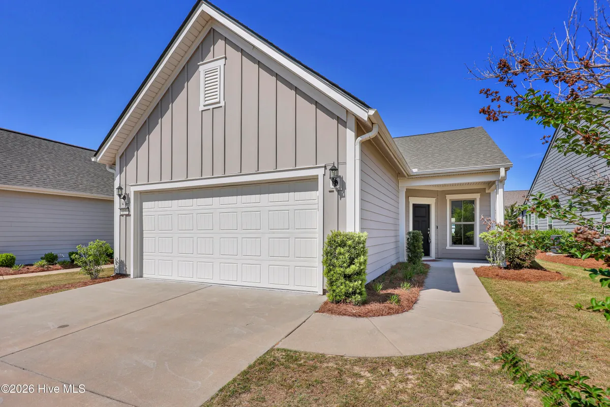 Property Slideshow image 1 of 32 | 1159 snowden rd, Wilmington, NC, 28412
