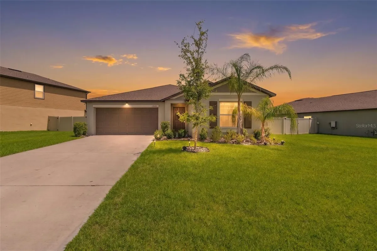 Property Slideshow image 1 of 46 | 13608 sunset sapphire ct, Parrish, FL, 34219