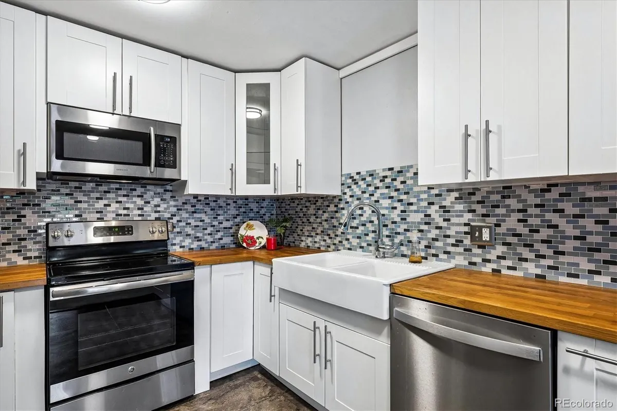 Property Slideshow image 1 of 50 | 715 s clinton st 2b, Denver, CO, 80247