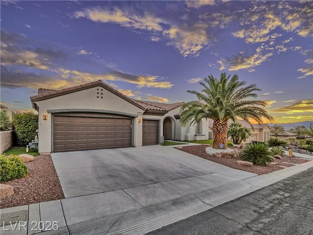 Property Slideshow image 1 of 63 | 1999 oliver springs st, Henderson, NV, 89052