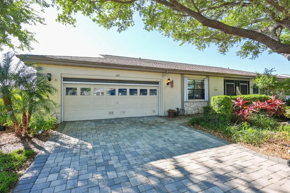 Property Slideshow image 1 of 86 | 2611 lancaster dr 33, Sun City Center, FL, 33573