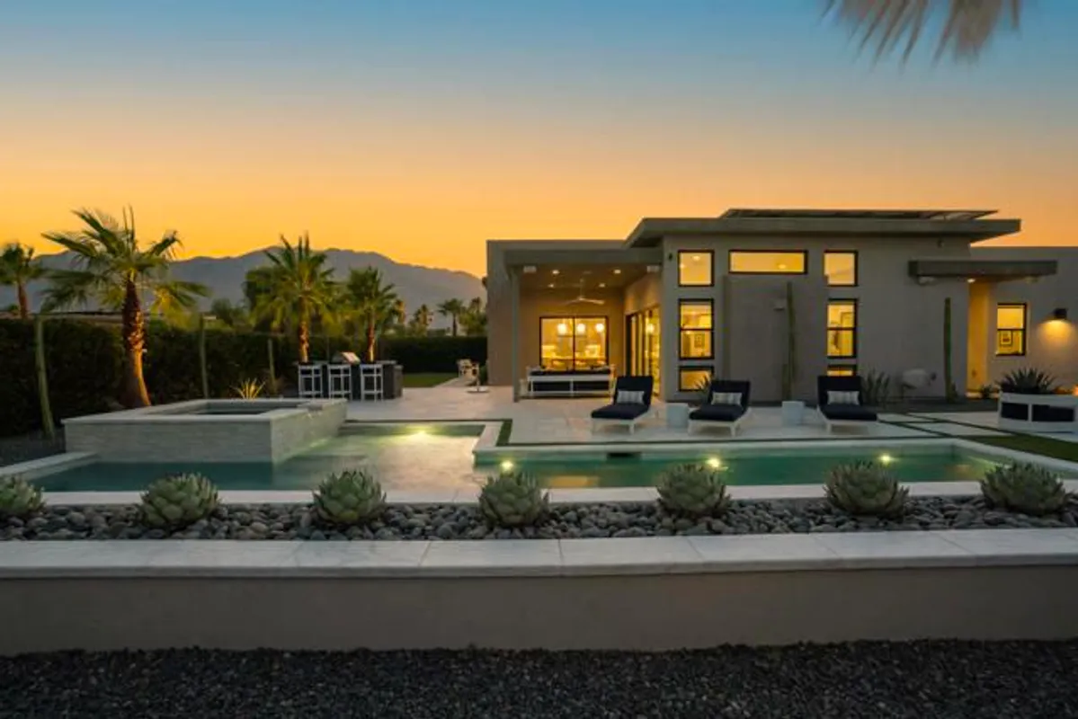 Property Slideshow image 1 of 63 | 4512 alcala way, Palm Springs, CA, 92262