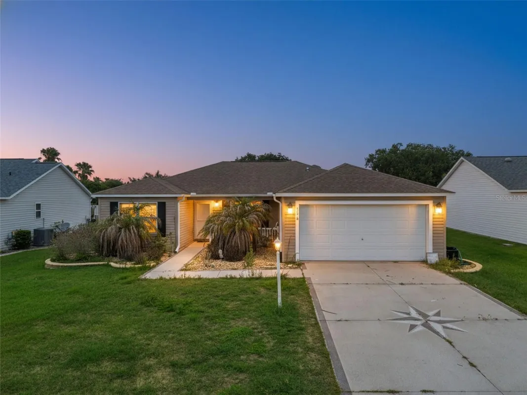 Property Slideshow image 1 of 76 | 1575 hollyberry pl, The Villages, FL, 32162