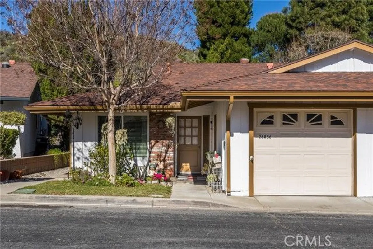 Property Slideshow image 1 of 37 | 26856 oak branch cir, Newhall, CA, 91321