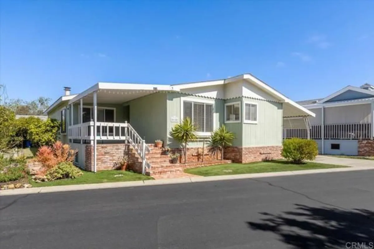 Property Slideshow image 1 of 40 | 5128 don mata dr, Carlsbad, CA, 92010
