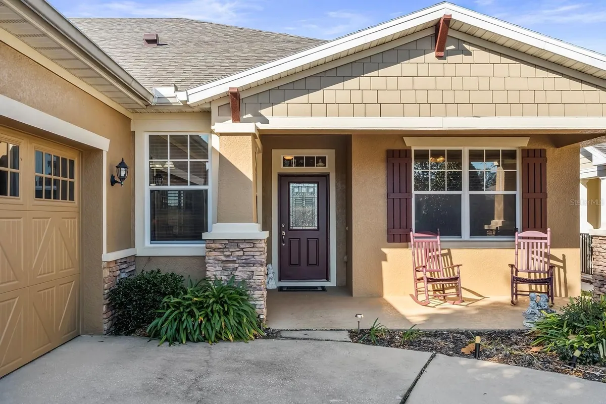 Property Slideshow image 1 of 27 | 22019 belgian ct, Mount Dora, FL, 32757