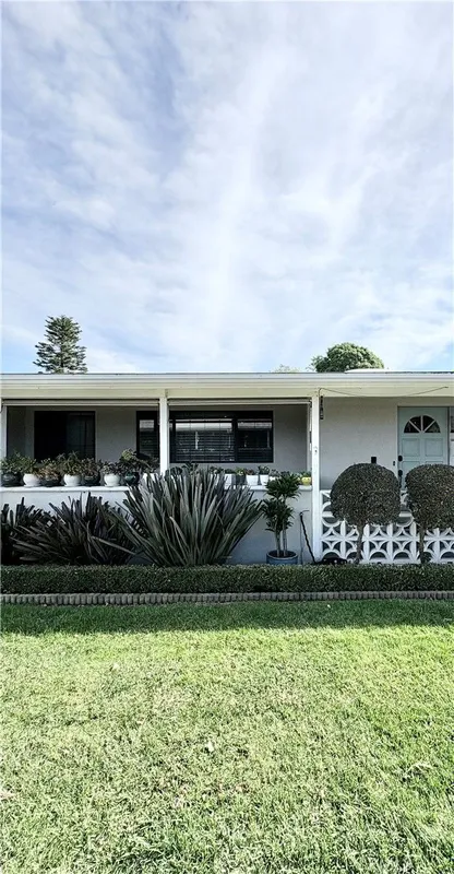 Property Slideshow image 1 of 19 | 1680 monterey rd, Seal Beach, CA, 90740