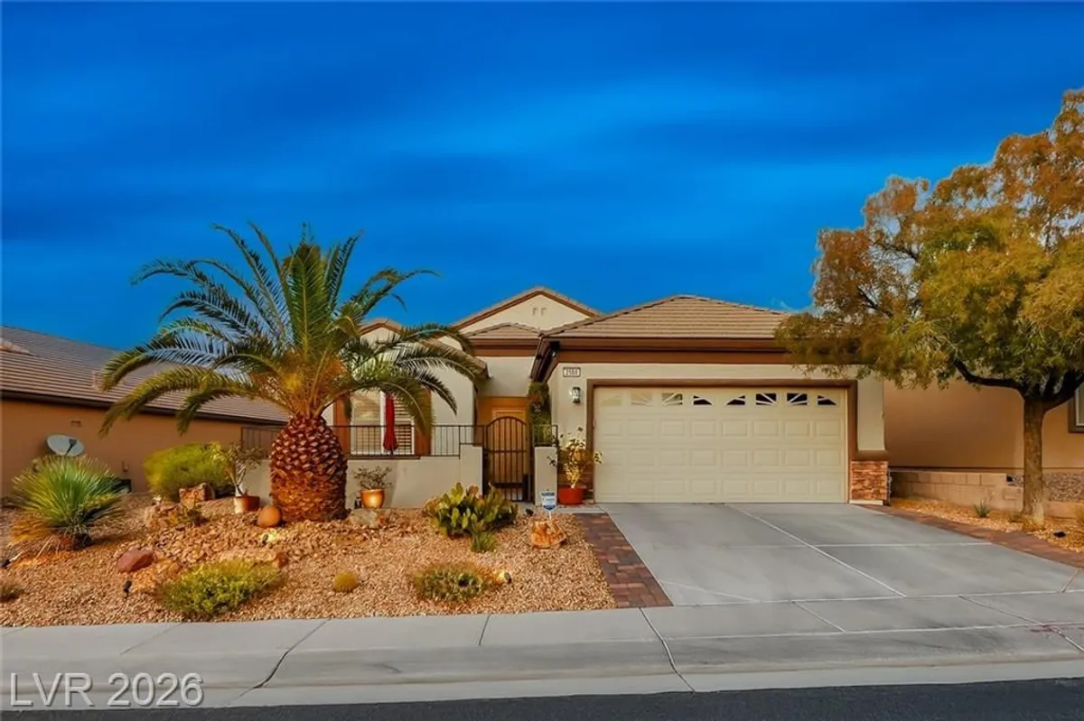 Property Slideshow image 1 of 54 | 2560 red planet st, Henderson, NV, 89044