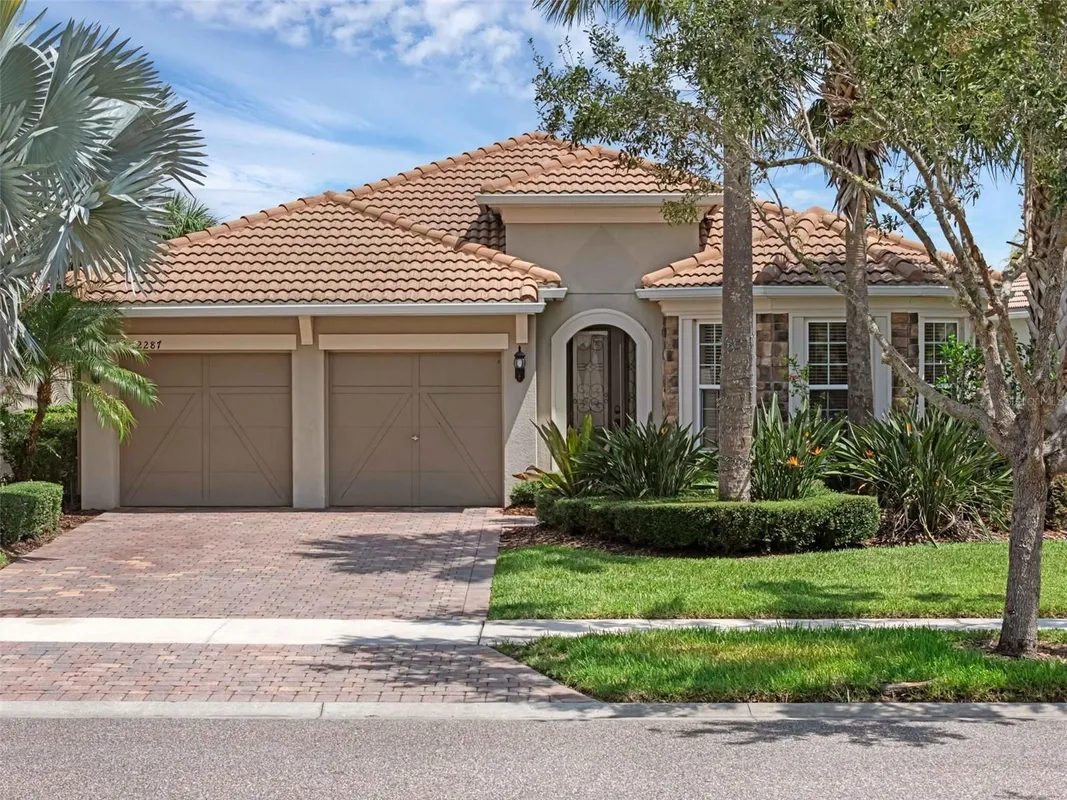 Property Slideshow image 1 of 60 | 12287 regal lily ln, Orlando, FL, 32827