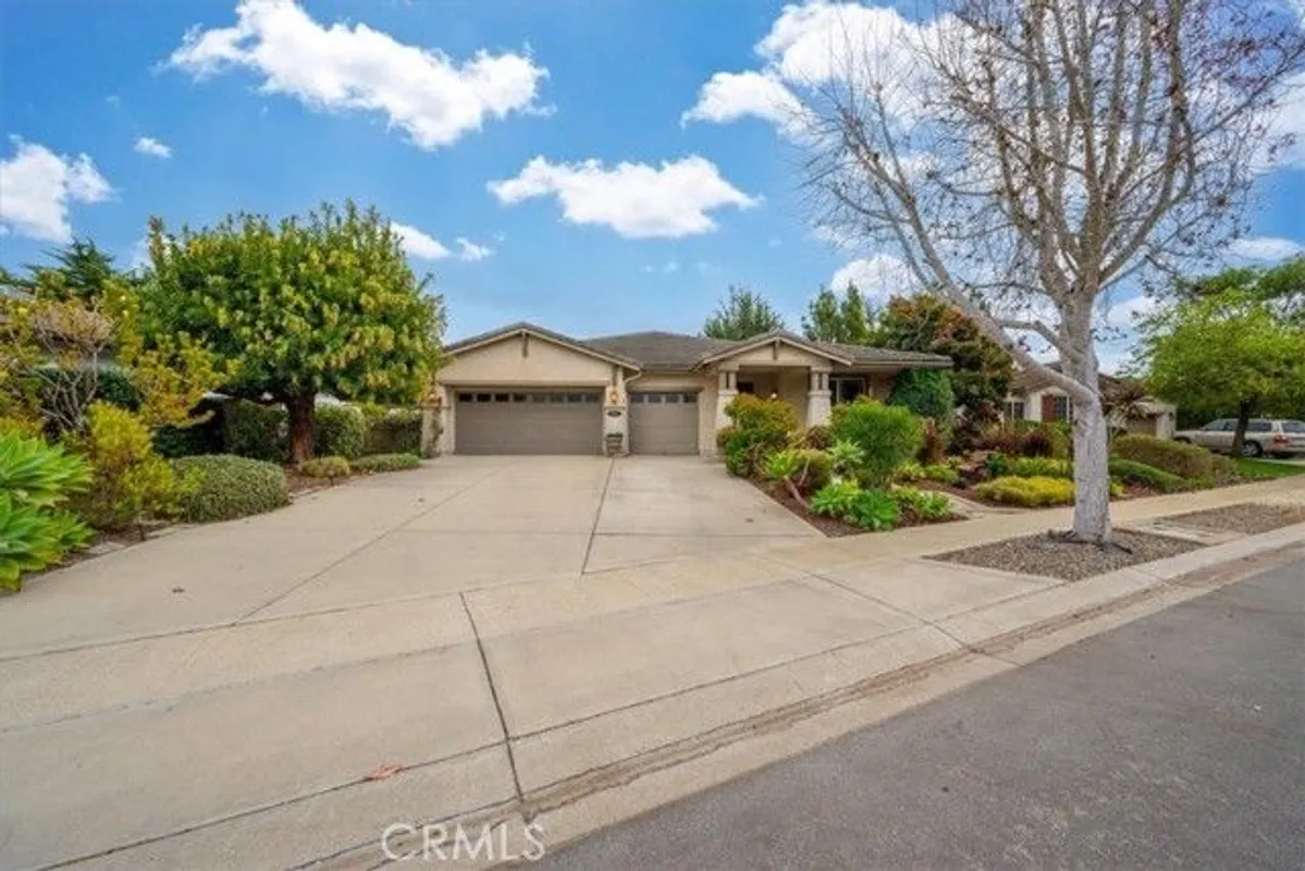 Property Slideshow image 1 of 45 | 879 wigeon way, Arroyo Grande, CA, 93420