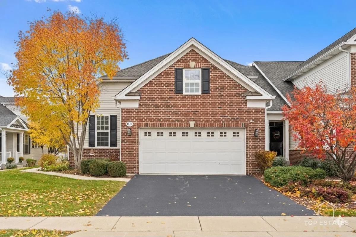 Property Slideshow image 1 of 43 | 1039 riviera dr # 1039, Elgin, IL, 60124