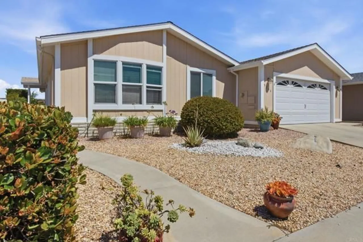 Property Slideshow image 1 of 45 | 5244 weymouth way, Oceanside, CA, 92057