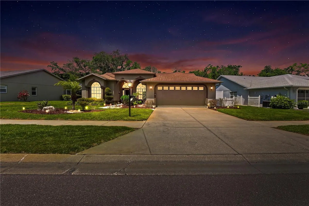 Property Slideshow image 1 of 37 | 9521 springmeadow dr, New Port Richey, FL, 34655