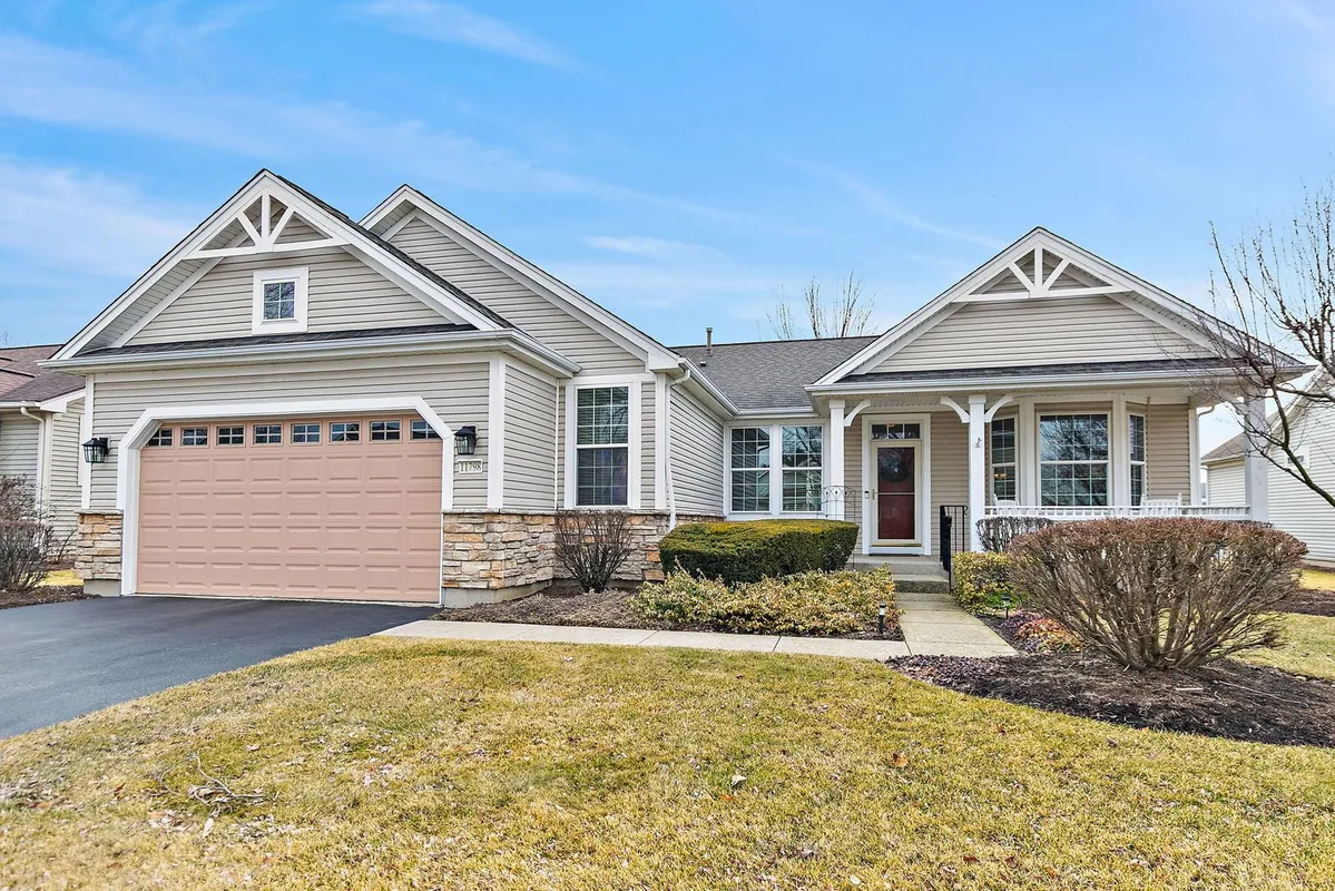 Property Slideshow image 1 of 53 | 11798 wildrose dr, Huntley, IL, 60142