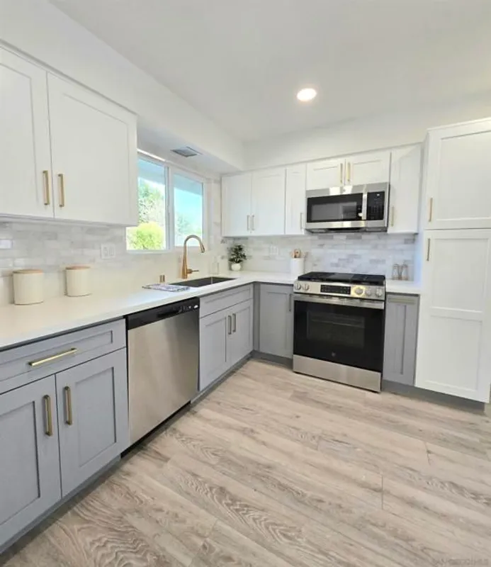 Property Slideshow image 1 of 30 | 27102 capilano dr, Menifee, CA, 92586