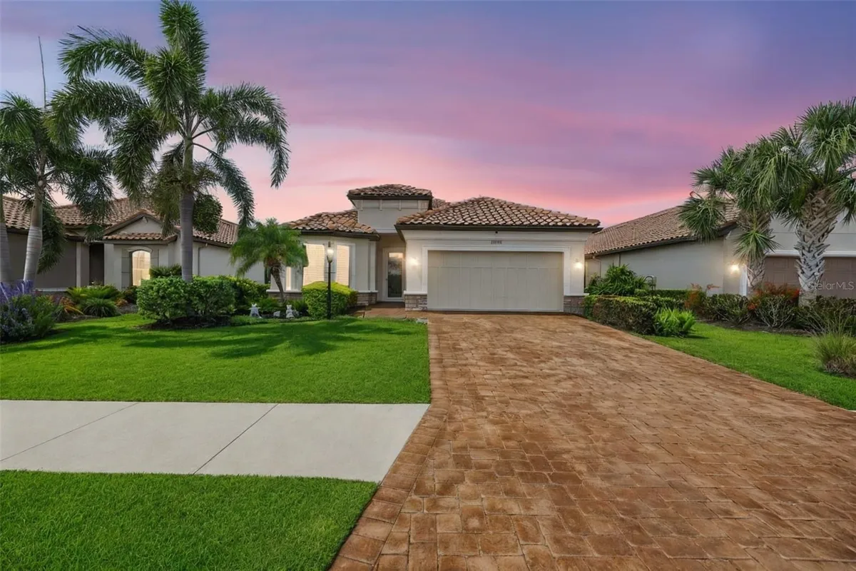 Property Slideshow image 1 of 89 | 13202 prima dr, Bradenton, FL, 34211