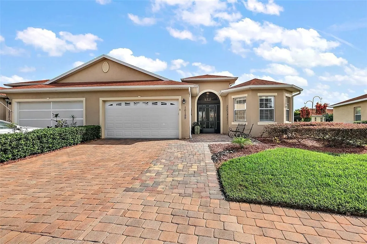 Property Slideshow image 1 of 25 | 10199 mainsail dr, Oxford, FL, 34484