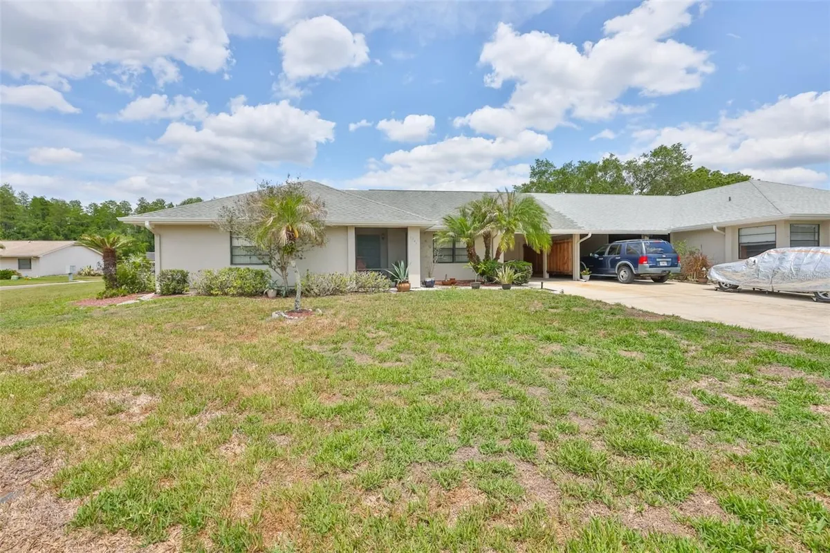 Property Slideshow image 1 of 52 | 1741 atrium dr, Sun City Center, FL, 33573