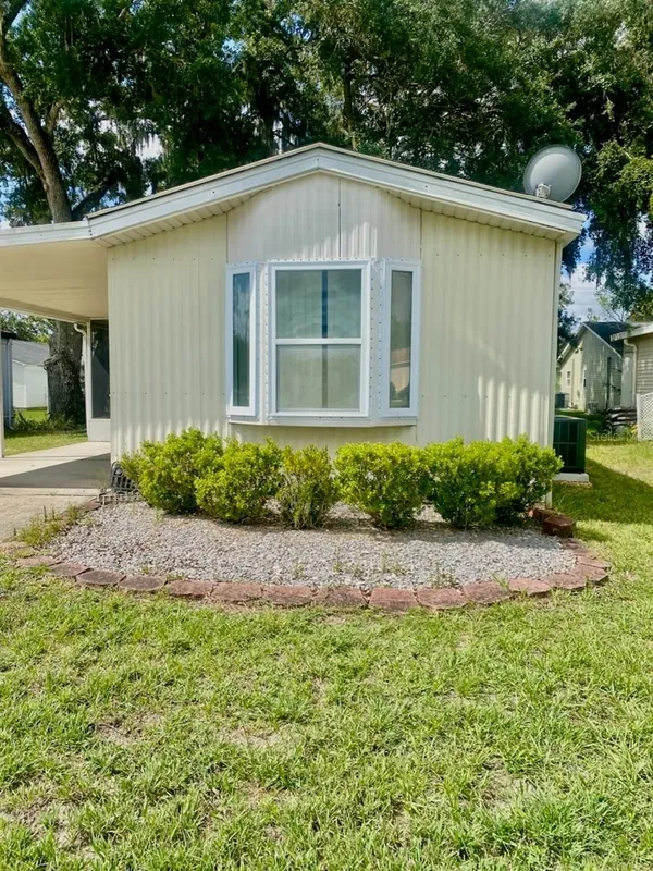 Property Slideshow image 1 of 8 | 622 cottage park ln, Leesburg, FL, 34748