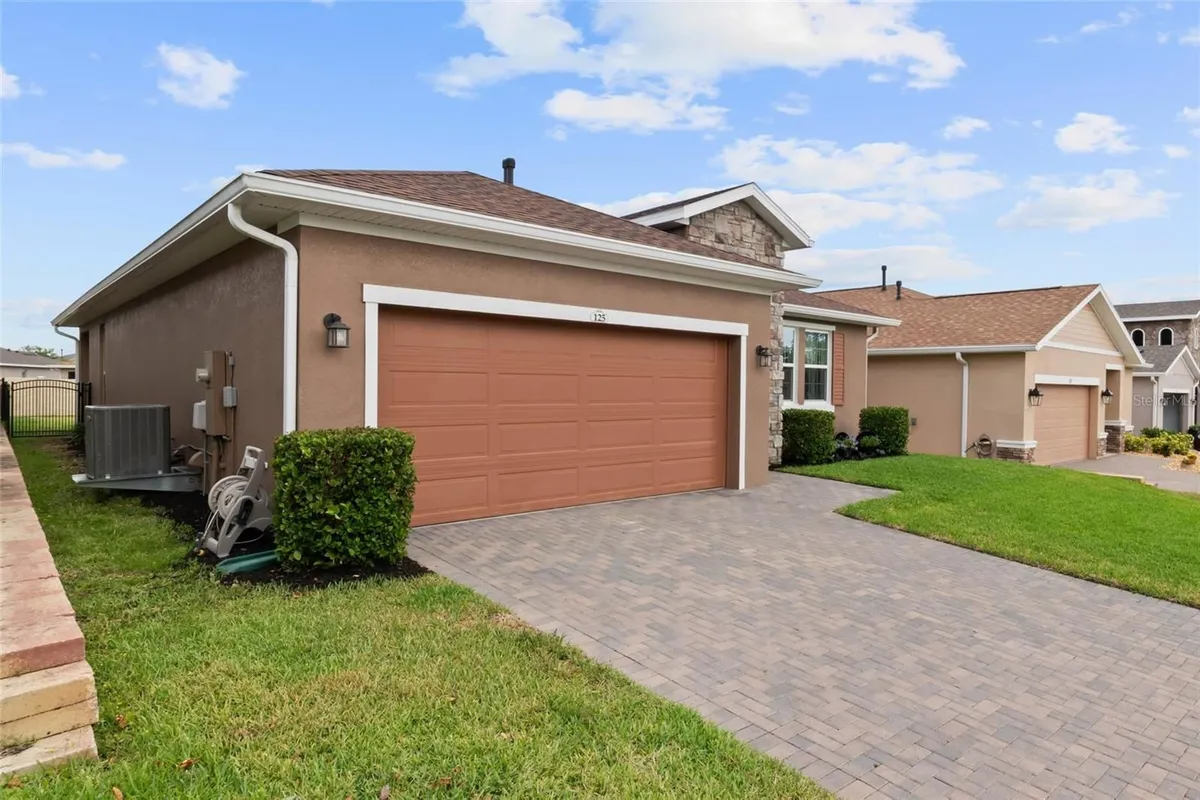 Property Slideshow image 1 of 54 | 125 silver maple rd, Groveland, FL, 34736