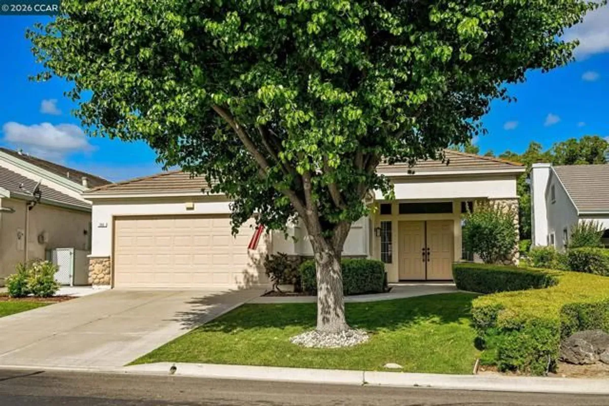 Property Slideshow image 1 of 40 | 731 central park, Brentwood (Cc), CA, 94513