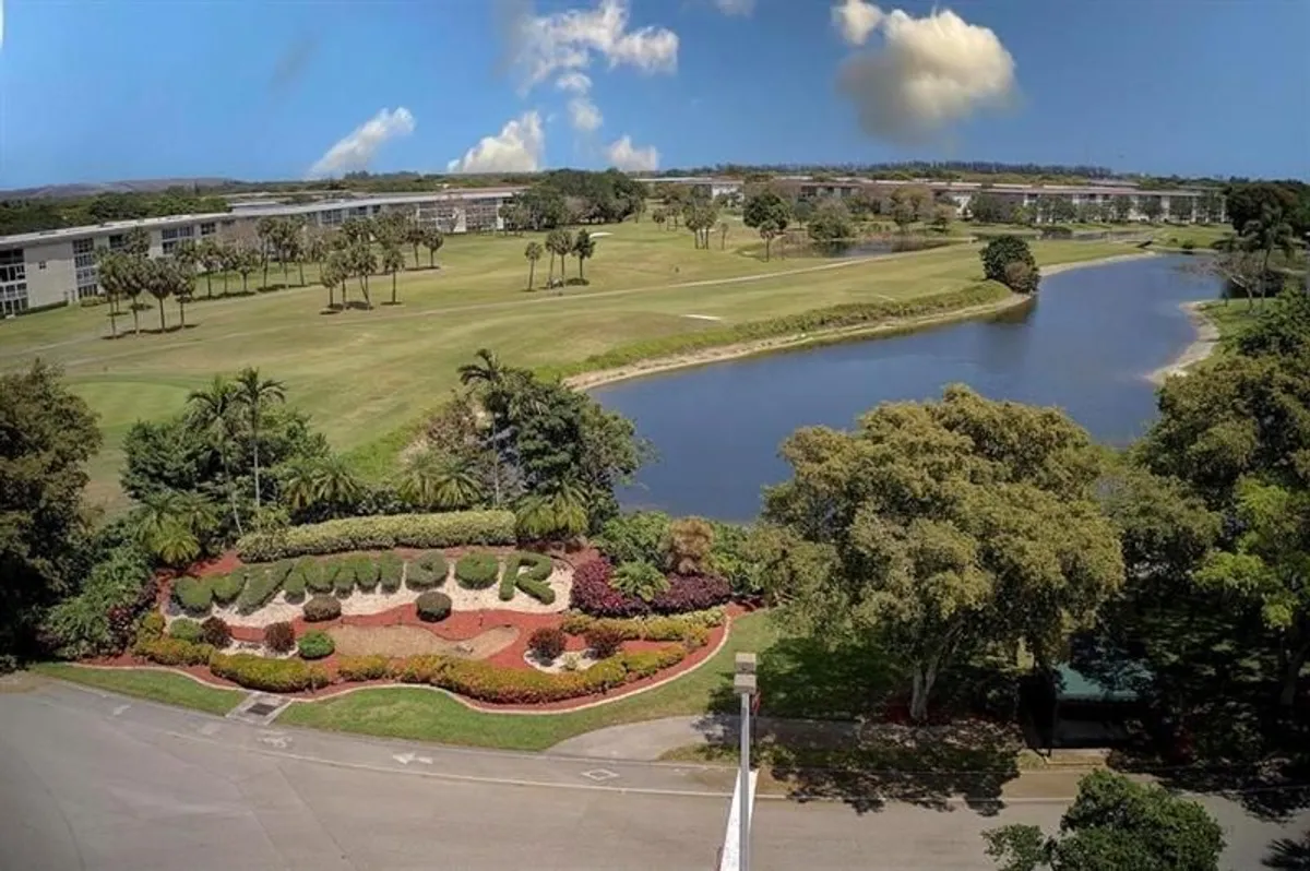 Property Slideshow image 1 of 25 | 1601 abaco dr d1, Coconut Creek, FL, 33066