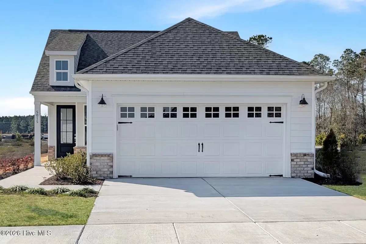 Property Slideshow image 1 of 34 | 5015 meadow buttercup ct, Leland, NC, 28479