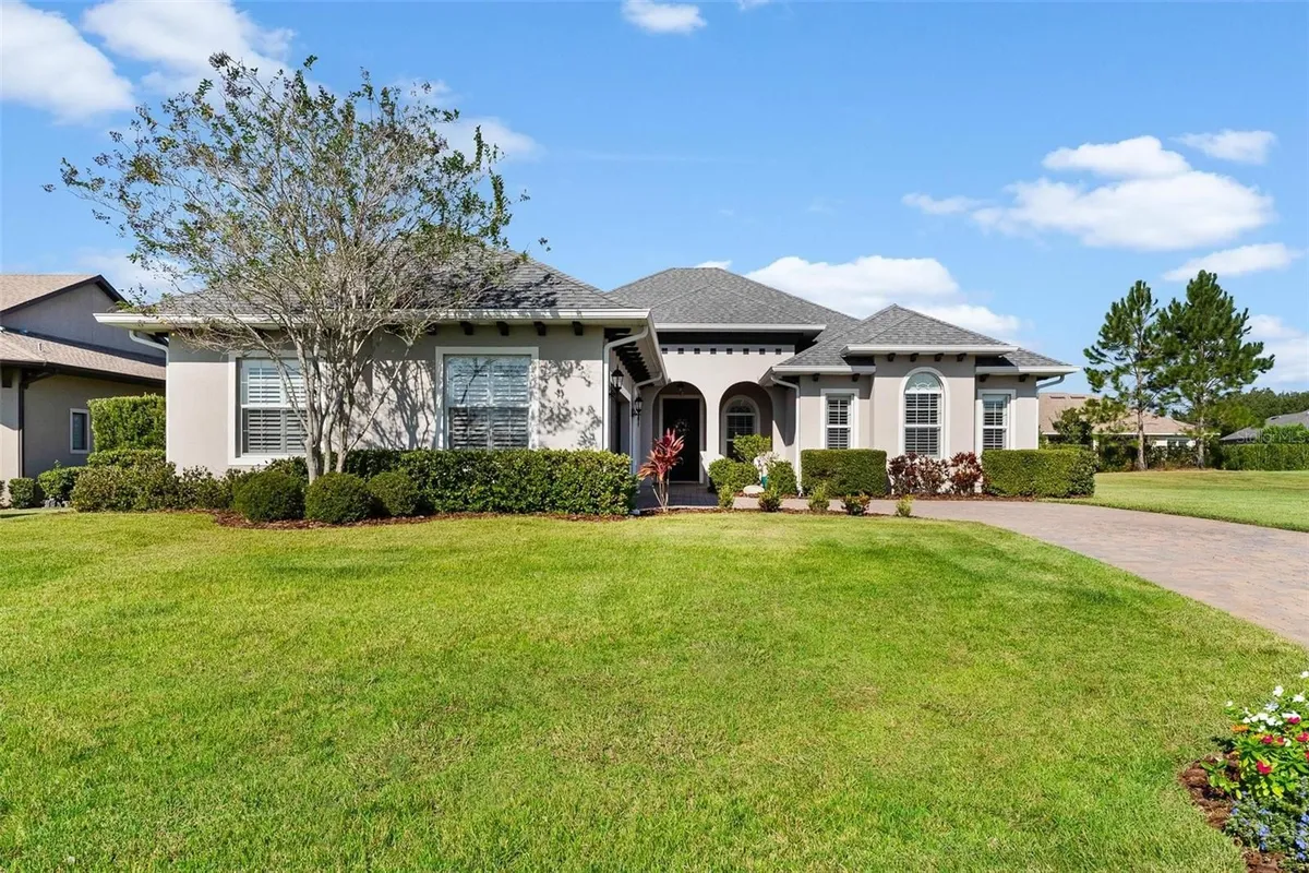 Property Slideshow image 1 of 46 | 39517 hillrise ln, Lady Lake, FL, 32159