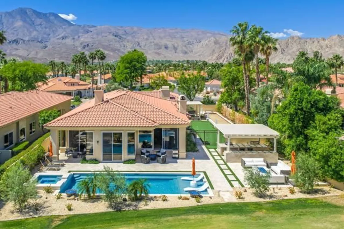 Property Slideshow image 1 of 33 | 80416 riviera, La Quinta, CA, 92253