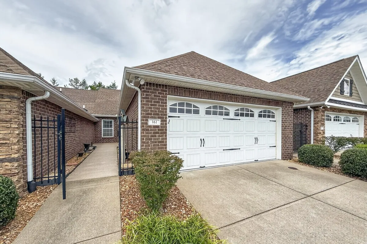 Property Slideshow image 1 of 28 | 161 plymouth dr, Lebanon, TN, 37087