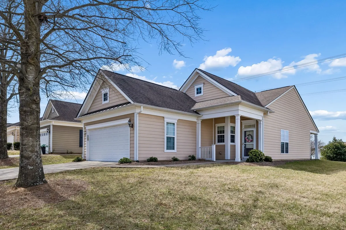 Property Slideshow image 1 of 28 | 500 inaugural dr, Mount Juliet, TN, 37122