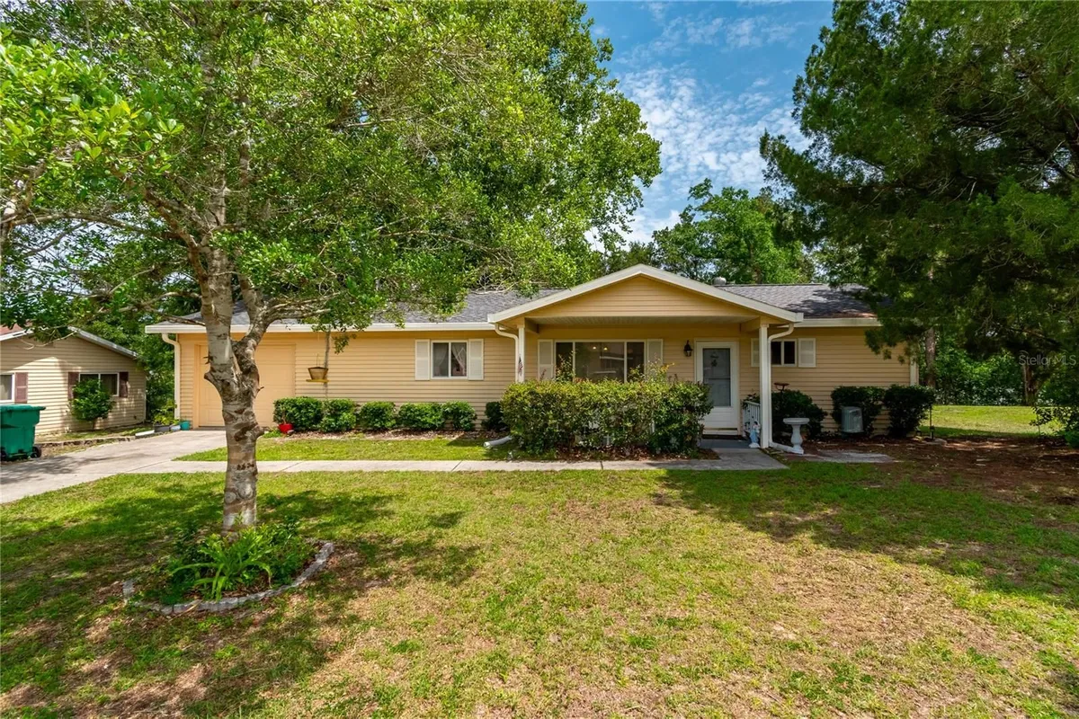 Property Slideshow image 1 of 20 | 8173 sw 107th pl, Ocala, FL, 34481