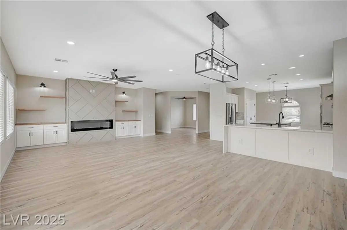 Property Slideshow image 1 of 89 | 2603 savannah springs ave, Henderson, NV, 89052