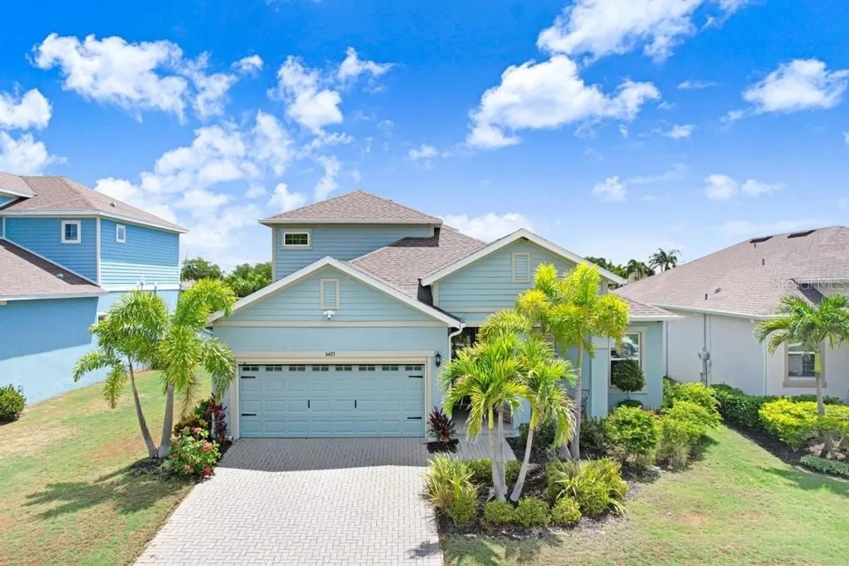Property Slideshow image 1 of 46 | 5425 wishing arch dr, Apollo Beach, FL, 33572