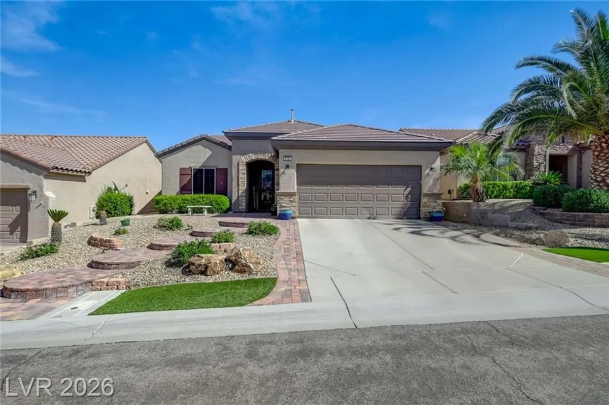 Property Slideshow image 1 of 65 | 2154 burtonsville dr, Henderson, NV, 89044