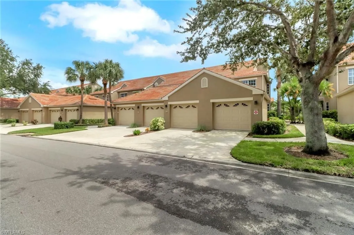 Property Slideshow image 1 of 36 | 20141 seagrove st 308, Estero, FL, 33928