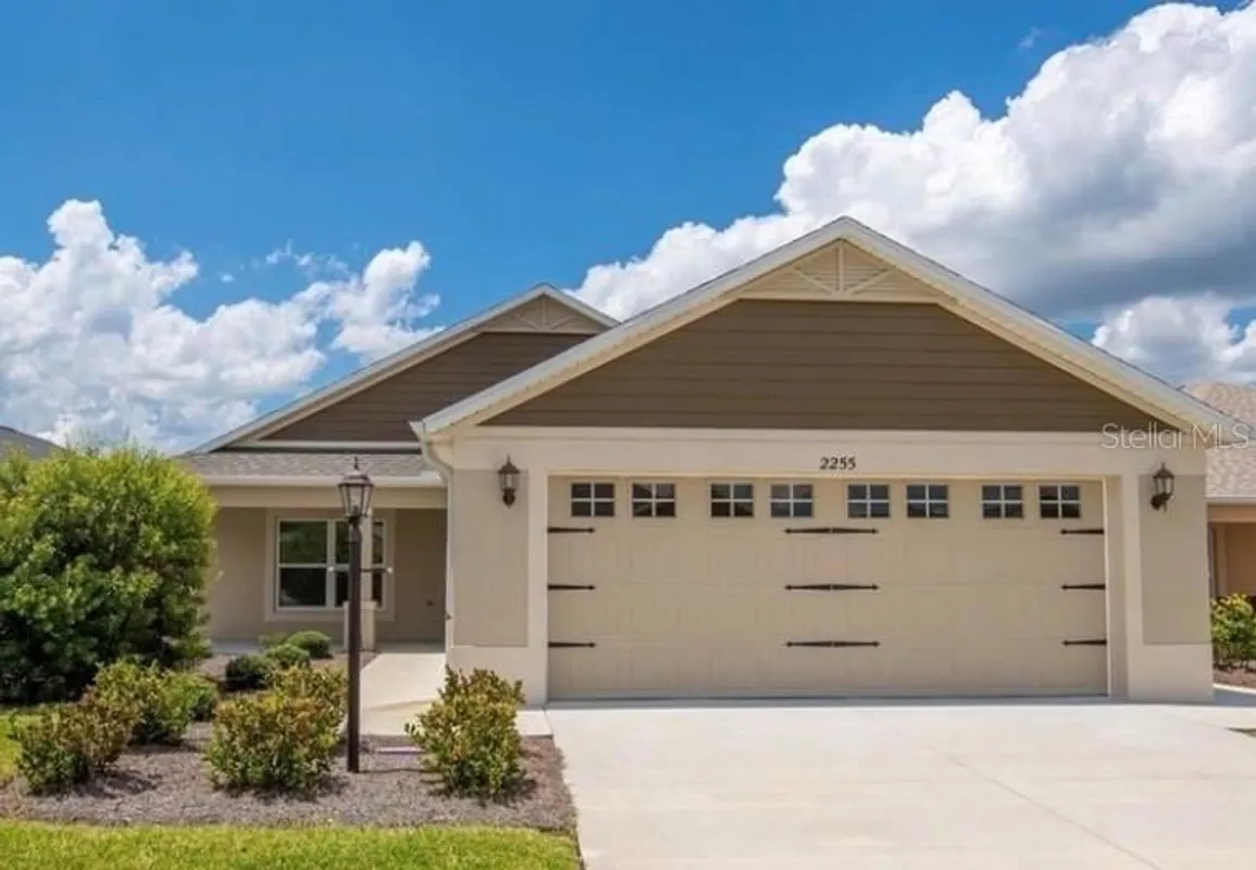 Property Slideshow image 1 of 28 | 2255 patricia pl, The Villages, FL, 32163