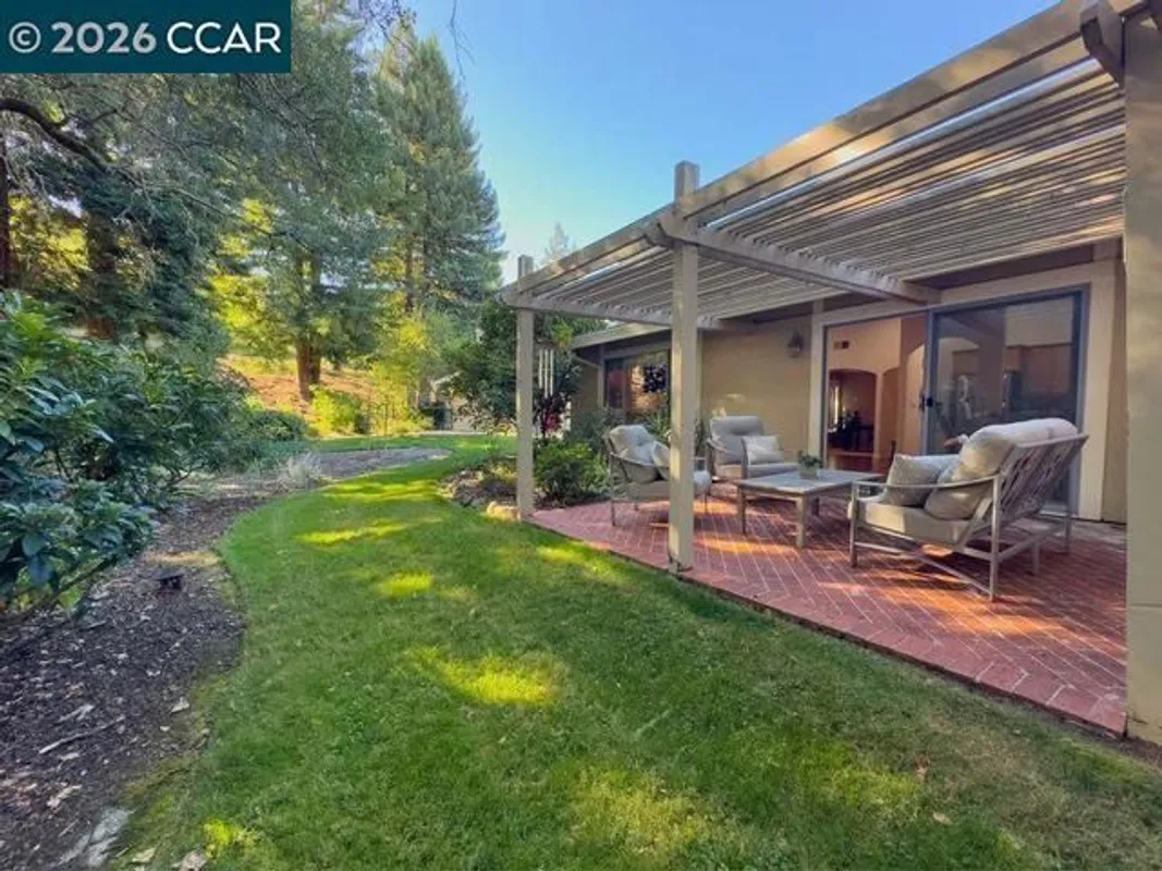Property Slideshow image 1 of 37 | 2733 ptarmigan dr 2, Walnut Creek, CA, 94595